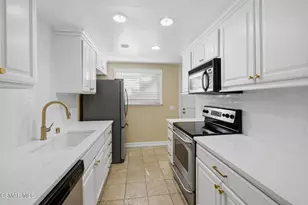 6482 Cavalleri Rd, Malibu, CA 90265 - Photo 10