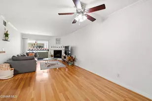5530 Owensmouth Ave, Woodland Hills, CA 91367 - Photo 6
