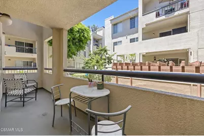 5530 Owensmouth Avenue #114, Woodland Hills, CA 91367 - Photo 4