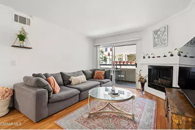 5530 Owensmouth Avenue #114, Woodland Hills, CA 91367 - Photo 2