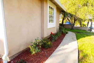 167 Walter Ave, Newbury Park, CA 91320 - Photo 8