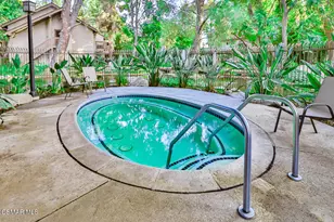 7050 Shoup Ave, Canoga Park, CA 91303 - Photo 32