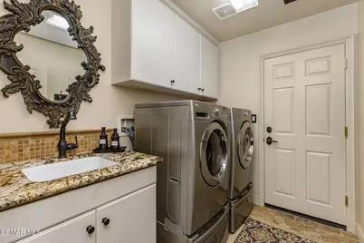 307 Briar Bluff Circle, Thousand Oaks, CA 91360 - Photo 38