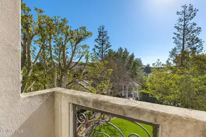 307 Briar Bluff Circle, Thousand Oaks, CA 91360 - Photo 32