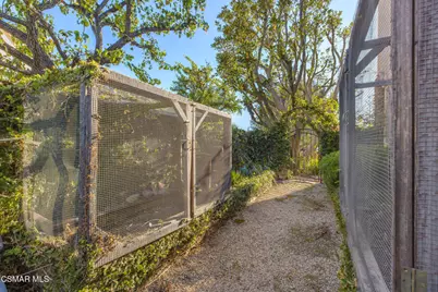 307 Briar Bluff Circle, Thousand Oaks, CA 91360 - Photo 44