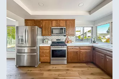 2188 E Fernview Street, Simi Valley, CA 93065 - Photo 14