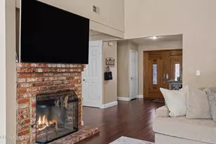 30326 Eaglebrook Dr, Agoura Hills, CA 91301 - Photo 8