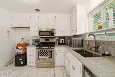 2423 Huntington Lane, Redondo Beach, CA 90278 - Photo 10
