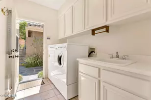 1688 Crystal View Cir, Newbury Park, CA 91320 - Photo 58