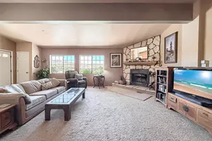 33045 Oracle Hill Rd, Palmdale, CA 93550 - Photo 4