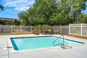 28638 Conejo View Dr, Agoura Hills, CA 91301 - Photo 22