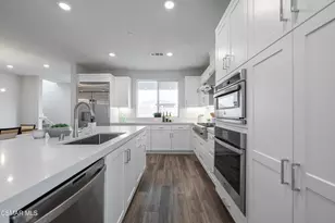 3073 Harrison Ln, Simi Valley, CA 93065 - Photo 14