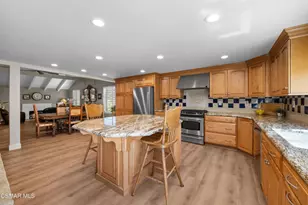 2037 Glenbrook Ave, Camarillo, CA 93010 - Photo 10