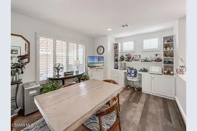 2037 Freesia Avenue, Simi Valley, CA 93063 - Photo 8
