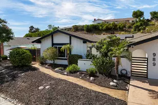 989 Calle Pinata, Thousand Oaks, CA 91360 - Photo 2