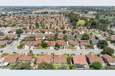 4745 Avedon Road, Moorpark, CA 93021 - Photo 38