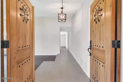 4745 Avedon Road, Moorpark, CA 93021 - Photo 4