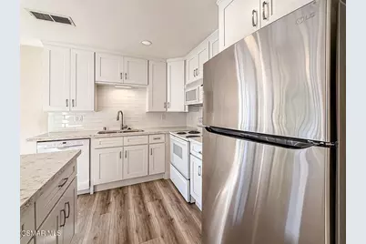 291 Sequoia Court #17, Thousand Oaks, CA 91360 - Photo 8
