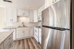 291 Sequoia Ct, Thousand Oaks, CA 91360 - Photo 8