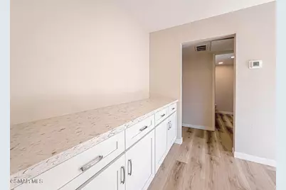 291 Sequoia Court #17, Thousand Oaks, CA 91360 - Photo 12
