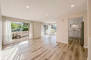 291 Sequoia Ct, Thousand Oaks, CA 91360 - Photo 2