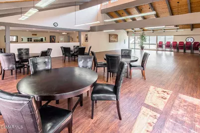 291 Sequoia Court #17, Thousand Oaks, CA 91360 - Photo 32