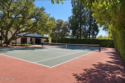 9725 Babbitt Avenue, Northridge, CA 91325 - Photo 14