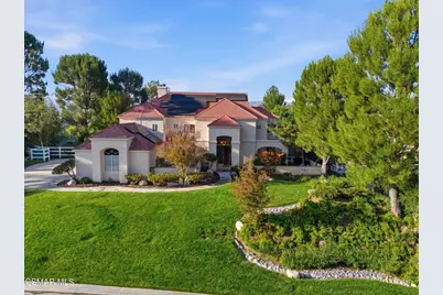 15711 Condor Ridge Road, Canyon Country, CA 91387 - Photo 2