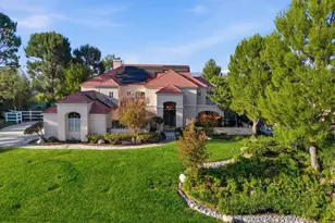 15711 Condor Ridge Rd, Canyon Country, CA 91387 - Photo 2