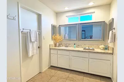 2401 El Portal Way, Oxnard, CA 93035 - Photo 24