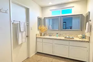 2401 El Portal Way, Oxnard, CA 93035 - Photo 24
