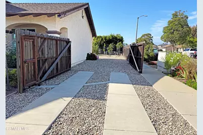 2401 El Portal Way, Oxnard, CA 93035 - Photo 46