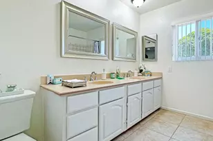2401 El Portal Way, Oxnard, CA 93035 - Photo 32