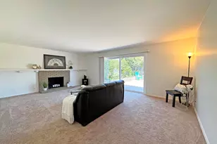 2401 El Portal Way, Oxnard, CA 93035 - Photo 12