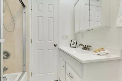 1556 Glacier Street, Simi Valley, CA 93063 - Photo 22