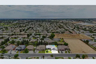12407 Trackside Drive, Bakersfield, CA 93312 - Photo 46