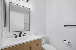 2304 Archwood Ln, Simi Valley, CA 93063 - Photo 16