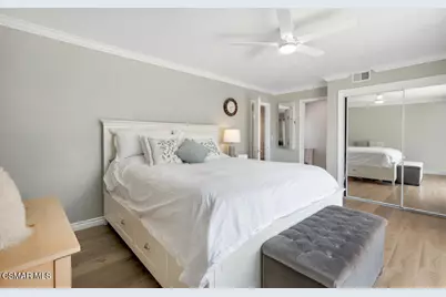 989 N Planetree Avenue, Simi Valley, CA 93065 - Photo 8
