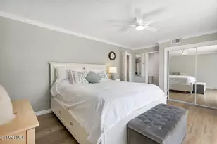 989 N Planetree Ave, Simi Valley, CA 93065 - Photo 8