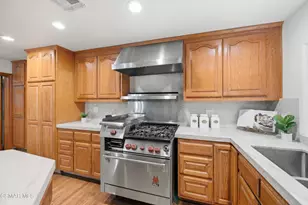 12141 Wildwood Trail, Kagel Canyon, CA 91342 - Photo 34