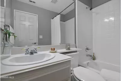 4762 Rhapsody Drive, Oak Park, CA 91377 - Photo 24