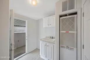 1 Christina Ave, Camarillo, CA 93012 - Photo 18