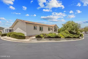 1 Christina Ave, Camarillo, CA 93012 - Photo 32