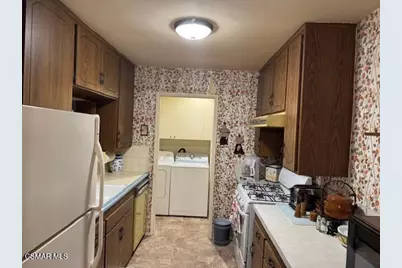 2109 N Lincoln Street, Burbank, CA 91504 - Photo 10