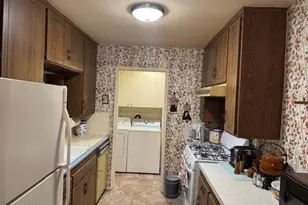 2109 N Lincoln St, Burbank, CA 91504 - Photo 10