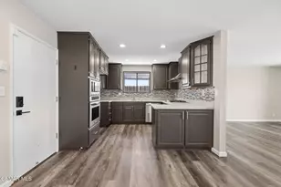 2066 Dwight Ave, Camarillo, CA 93010 - Photo 22