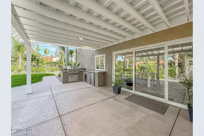 687 Stonebrook Street, Simi Valley, CA 93065 - Photo 68