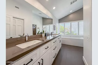687 Stonebrook Street, Simi Valley, CA 93065 - Photo 52