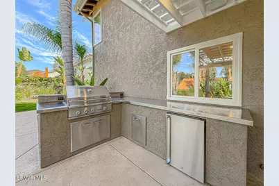 687 Stonebrook Street, Simi Valley, CA 93065 - Photo 68