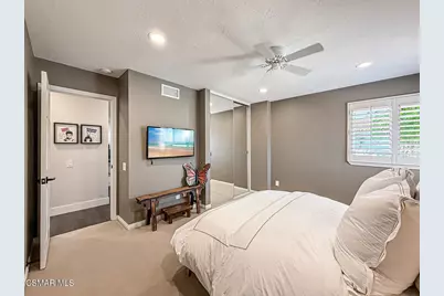 687 Stonebrook Street, Simi Valley, CA 93065 - Photo 38